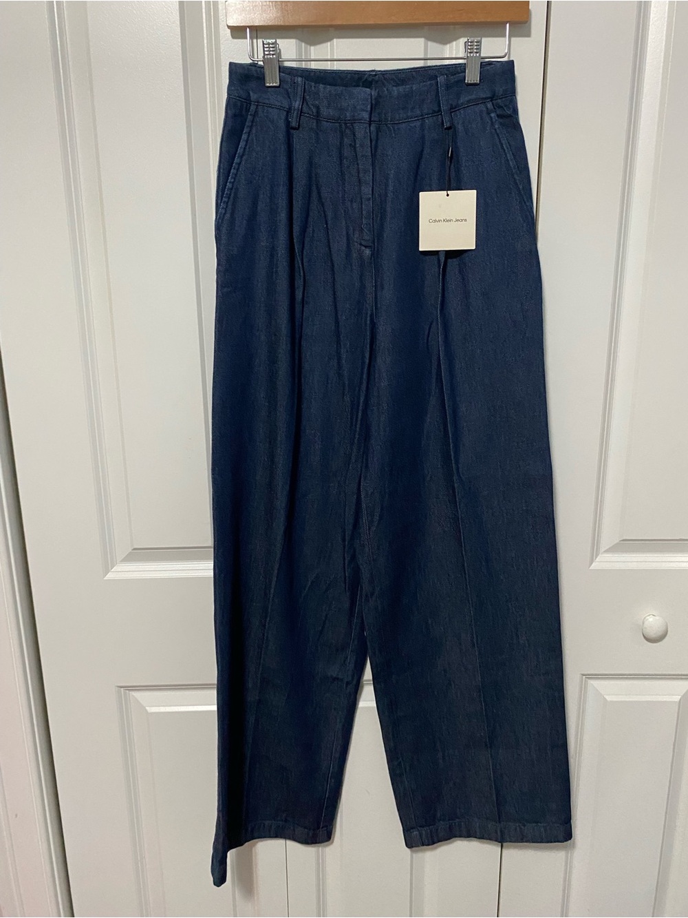 NWT Calvin Klein Relaxed Wide-Leg Dress Jeans in Dark Blue